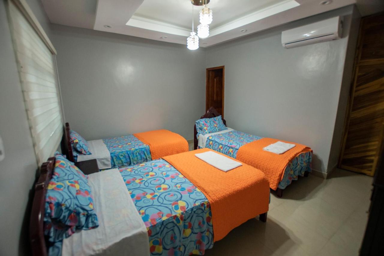 Hostal San Francisco San Cristóbal Luaran gambar